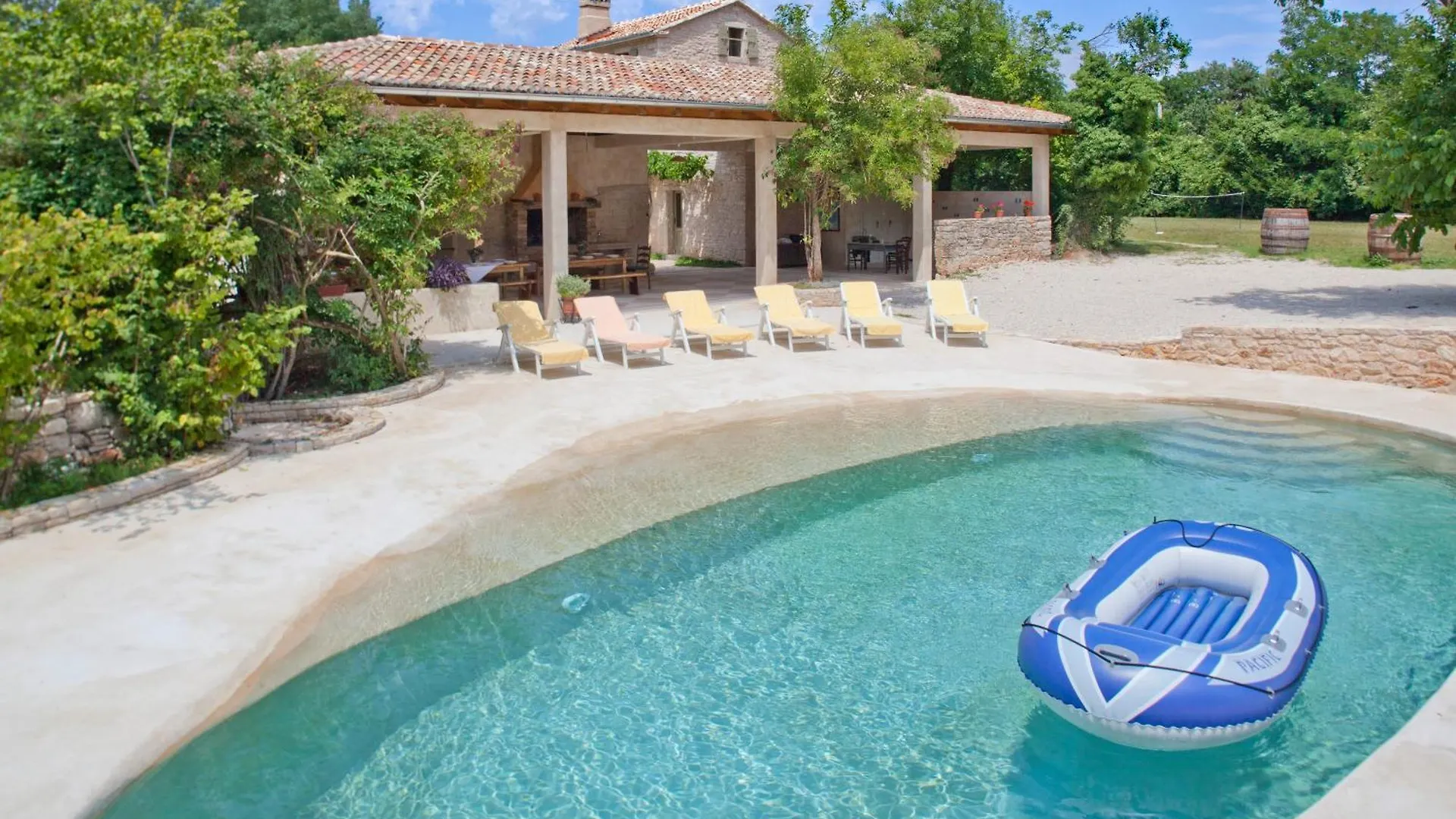 Villa Dolores, A Magnificent Villa, Ideal For Families And Groups Heki