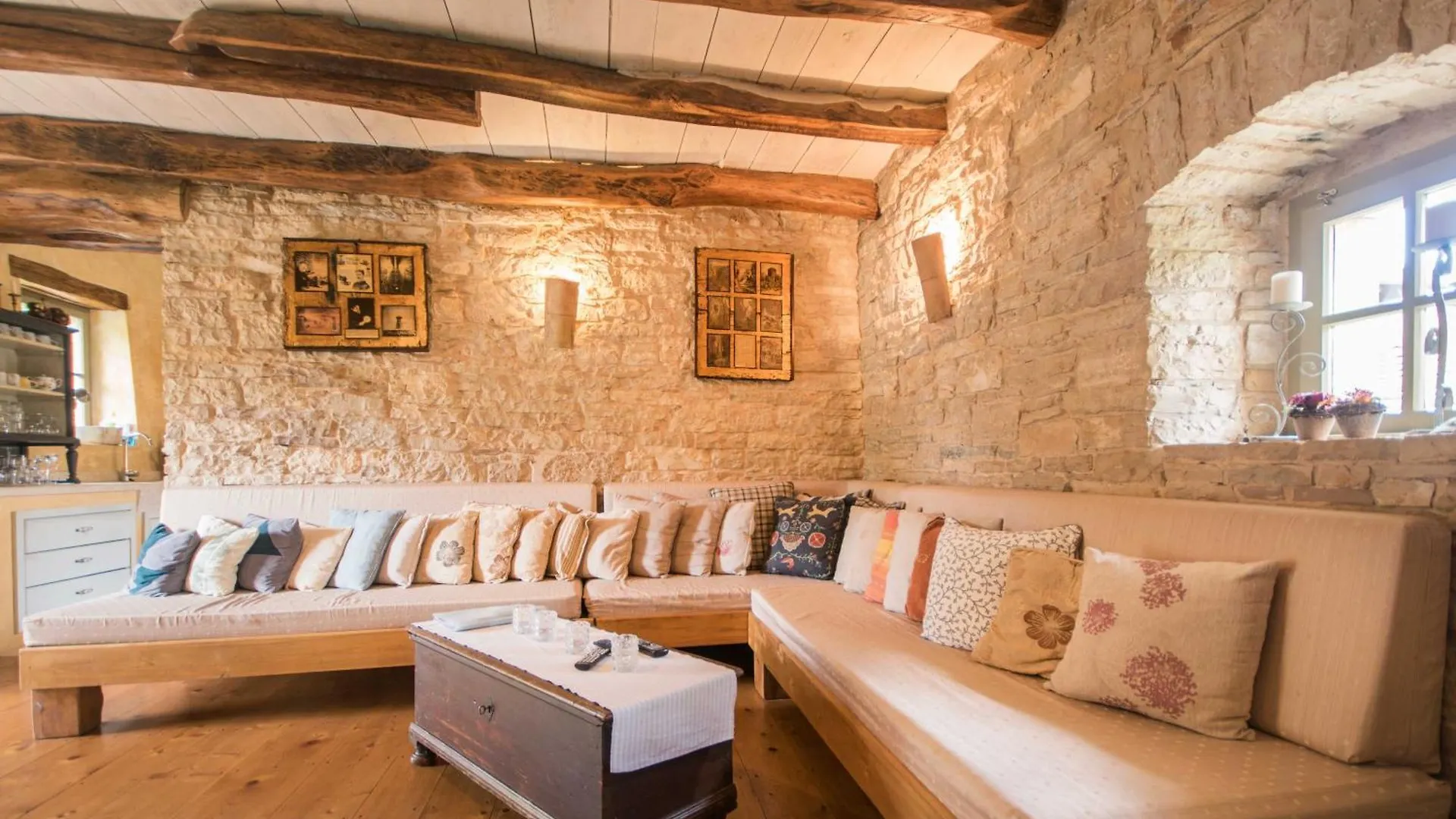 Villa Dolores, A Magnificent Villa, Ideal For Families And Groups Heki 0*,  Croatia