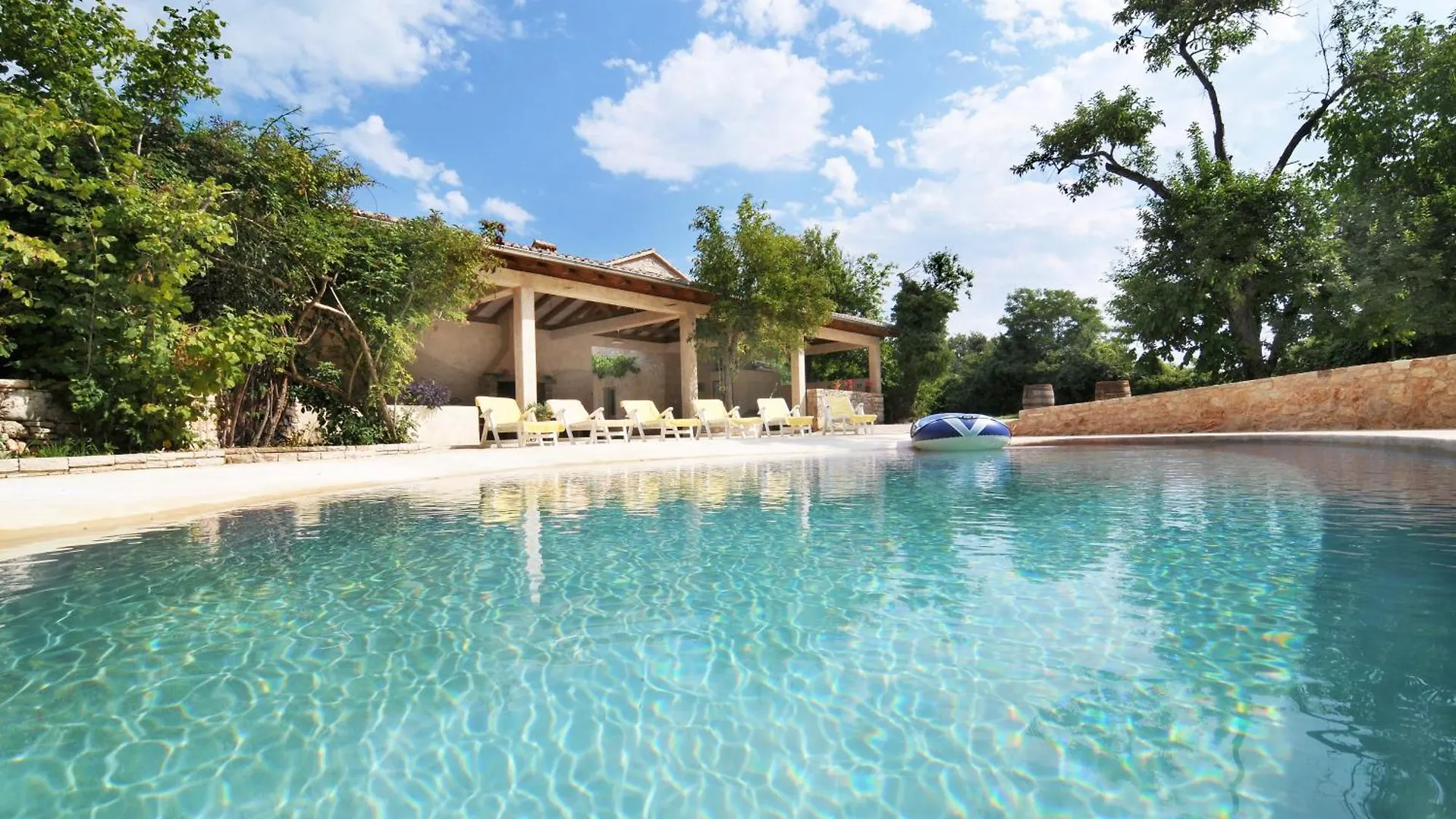 Villa Dolores, A Magnificent Villa, Ideal For Families And Groups Heki Croatia